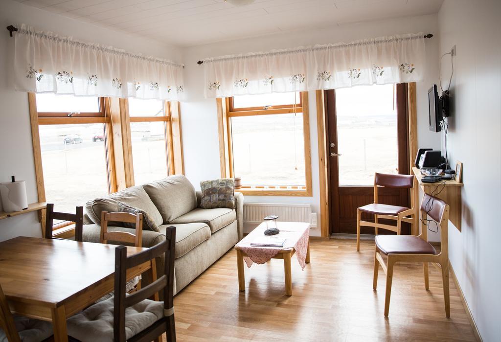 Skalinn Between Gullfoss And Geysir - Myrkholt Farm Haukadalur 외부 사진