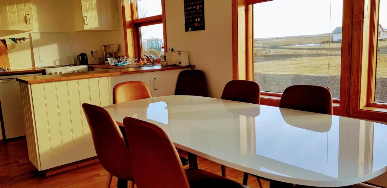 Skalinn Between Gullfoss And Geysir - Myrkholt Farm Haukadalur 외부 사진